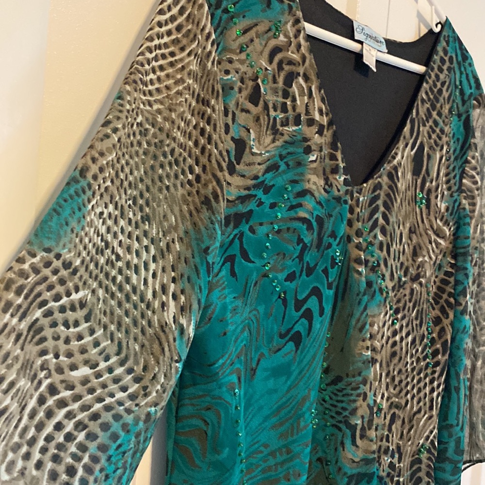 Jmb Signature Sequin Embellished Flowy Blouse |Size 1x View 3